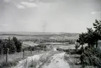 Pohľad na mesto s kostolom Nanebovzatia Panny Márie, Spišská Nová Ves (1931)