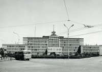 Námestie mieru a radnica, Prešov (1964)