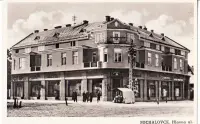 Rohový dom s lekárňou na Hlavnej ulici, Michalovce (1934)