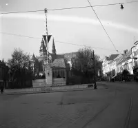 Námestie slobody, Michalská kaplnka a Dóm sv. Alžbety, Košice (1942)