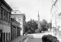 Vajanského ulica s radnicou a reformovaným kostolom, Lučenec (1939)