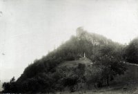 Zrúcanina hradu Muráň a obelisk (1900)