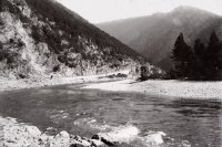 Váh v Strečnianskej tiesňave, Nezbudská Lúčka (1907)