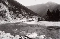 Váh v Strečnianskej tiesňave, Nezbudská Lúčka (1907)