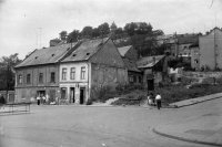 Rybné námestie a Vydrica, v pozadí hrad, Trnávka, Bratislava (1965)