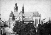 Dóm sv. Alžbety a kostol sv. Michala z Hlavnej ulice, Košice (1900)