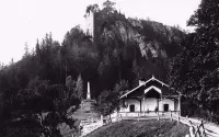 Zrúcanina hradu Muráň a obelisk (1930)