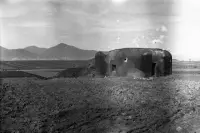 Obsadený československý bunker, v diaľke Sátoraljaújhely, Borša (1939)