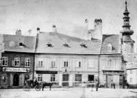 Hurbanovo námestie a Michalská brána, Bratislava (1900)