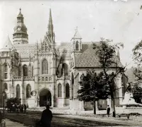 Hlavná ulica, Dóm sv. Alžbety a kaplnka sv. Michala, Košice (1906)