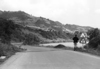 Pohľad na obec a rieku Orava, Oravský Podzámok (1966)