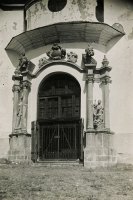 Vchod do Horného kostola na Kalvárii, Banská Štiavnica (1930)