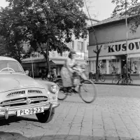 Ulica T. G. Masaryka, v pozadí ústie Komenského ulice, Lučenec (1959)
