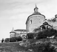 Hrad Krásna Hôrka, vstupná brána, Krásnohorské Podhradie (1939)