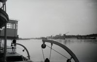 Vstup do ramena Malého Dunaja, vpravo kostol sv. Ondreja, Komárno (1938)