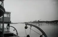 Vstup do ramena Malého Dunaja, vpravo kostol sv. Ondreja, Komárno (1938)