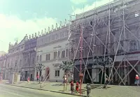 Hlavná ulica, v strede Rákócziho palác, Prešov (1958)
