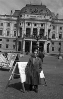 Hviezdoslavovo námestie, Slovenské národné divadlo a Ganymedova fontána, Bratislava (1956)