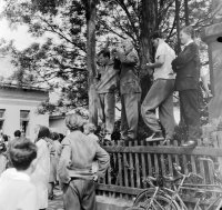 Podstavec sochy sv. Anny pri františkánskom kostole, Fiľakovo (1959)