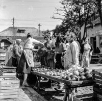 Trh na Trhovej ulici, Fiľakovo (1960)