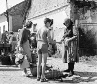Trh na Trhovej ulici, Fiľakovo (1960)