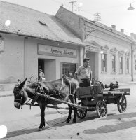 Hlavná ulica pri ústí Rázusovej ulice, Fiľakovo (1960)
