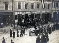Palatínova ulica pri Klapkovom námestí, Komárno (1917)