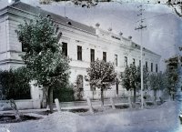 Škola pri kúpeľnom dome, Trenčianske Teplice (1910)