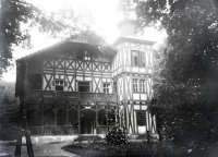 Kúpeľný dom v kúpeľnom parku, Herľany (1909)