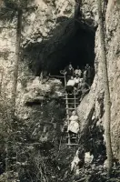 Jaskyňa Mníchova diera v Prielome Hornádu, Hrabušice (1918)