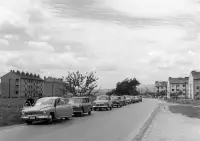 Cesta s automobilom, Dubnica nad Váhom (1960)