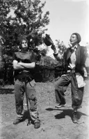 Muži v kostýmoch, Tekovské Lužany (1951)