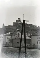 Trenčiansky hrad od železničného mosta, Trenčín (1937)