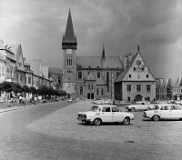 Radničné námestie, kostol sv. Egídia a stará radnica, Bardejov (1972)