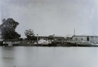 Parník Gróf Szapáry Gyula pri lodenici, Komárno (1932)