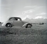 Liptovská kotlina s Vysokými Tatrami a Kriváňom, Važec (1949)