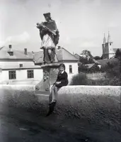 Cestný most cez Ipeľ so sochou sv. Jána Nepomuckého, Šahy (1941)