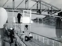 Železničný most z lode na Dunaji, Komárno (1933)