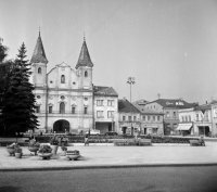 Mariánske námestie a kostol Obrátenia sv. Pavla, Žilina (1963)