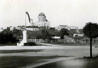 Námestie slobody a ostrihomská bazilika, Štúrovo (1939)