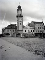 Námestie SNP, hodinová veža a morový stĺp, Banská Bystrica (1918)