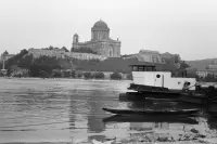 Dunajské nábrežie a ostrihomská bazilika za Dunajom, Štúrovo (1964)