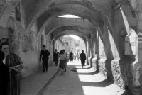 Námestie baníkov a priechod ku Krásnohorskej ulici, Rožňava (1943)