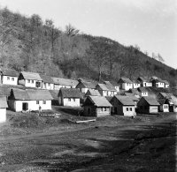 Rómska osada na východnom okraji mesta, Dobšiná (1924)