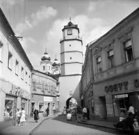 Sládkovičova ulica a Dolná brána (Mestská veža), Trenčín (1963)