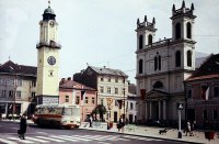 Námestie SNP, Hodinová veža a katedrála sv. Františka Xaverského, Banská Bystrica (1970)