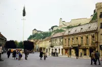 Mierové námestie a hrad, Trenčín (1975)