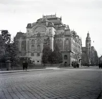 Hlavná ulica, Štátne divadlo a Dóm sv. Alžbety, Košice (1938)