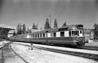 Vlak ČSD pri staničnej budove, Vysoké Tatry (1972)