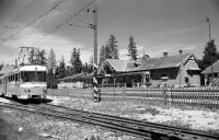 Vlak TEŽ a stanica ČSD, Tatranská Lomnica, Vysoké Tatry (1972)